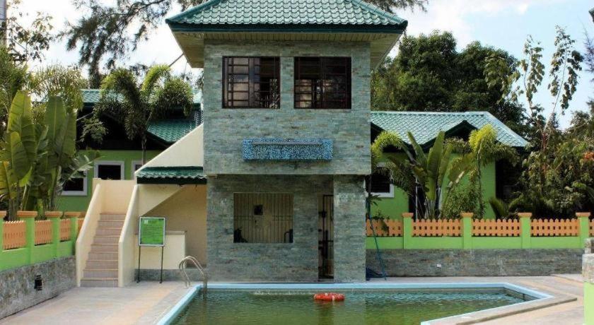 Dureme Mansion Hotel And Resort Castillejos Bagian luar foto
